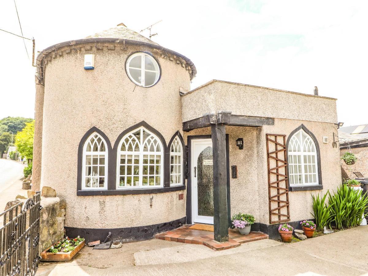 Springfield Cottage Wrexham Bagian luar foto