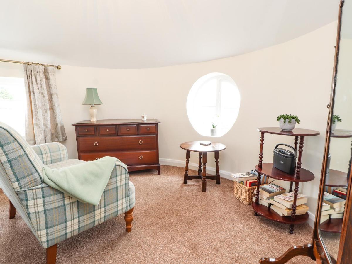 Springfield Cottage Wrexham Bagian luar foto